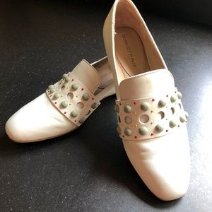 Donald Pliner white leather shoes